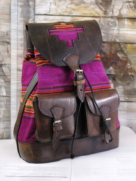 Handgefertigte-Lederrucksack-Damen