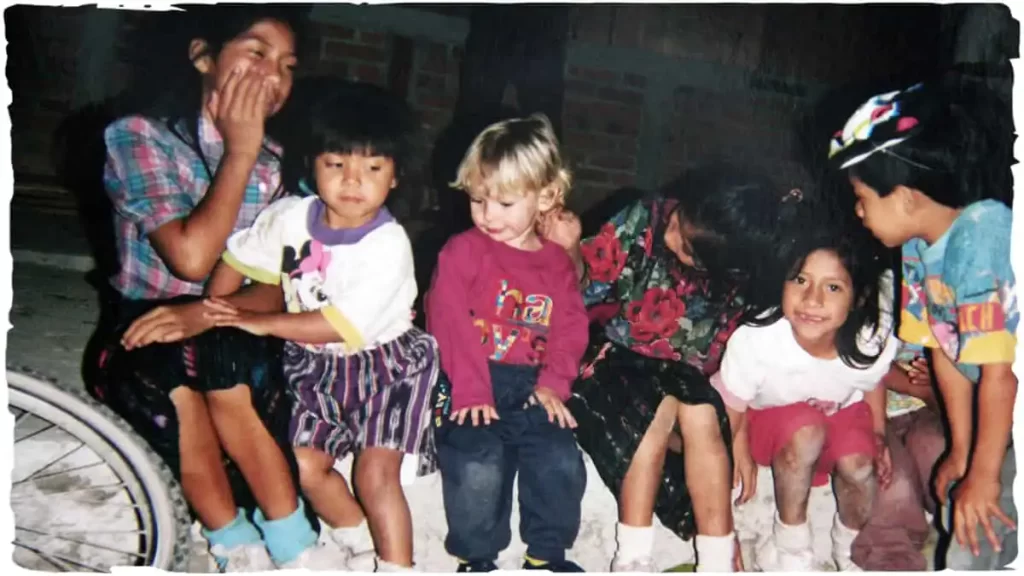 Guatemala Reisen Guatemala und spielende Kinder