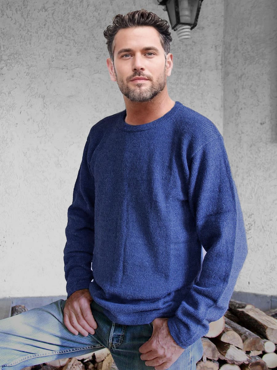 Alpaka-Pullover Javier in Blau Herren Alpaka-Pullover Javier in Blau mit Garnstärke 3/10