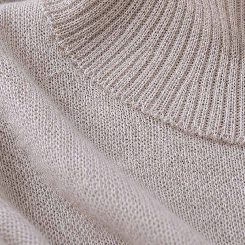 Baby-Alpaka-Pullover mit Garnstärke 2/16 Baby-Alpaka-Pullover mit feiner Garnstärke 2/16 und leichter Strickstruktur